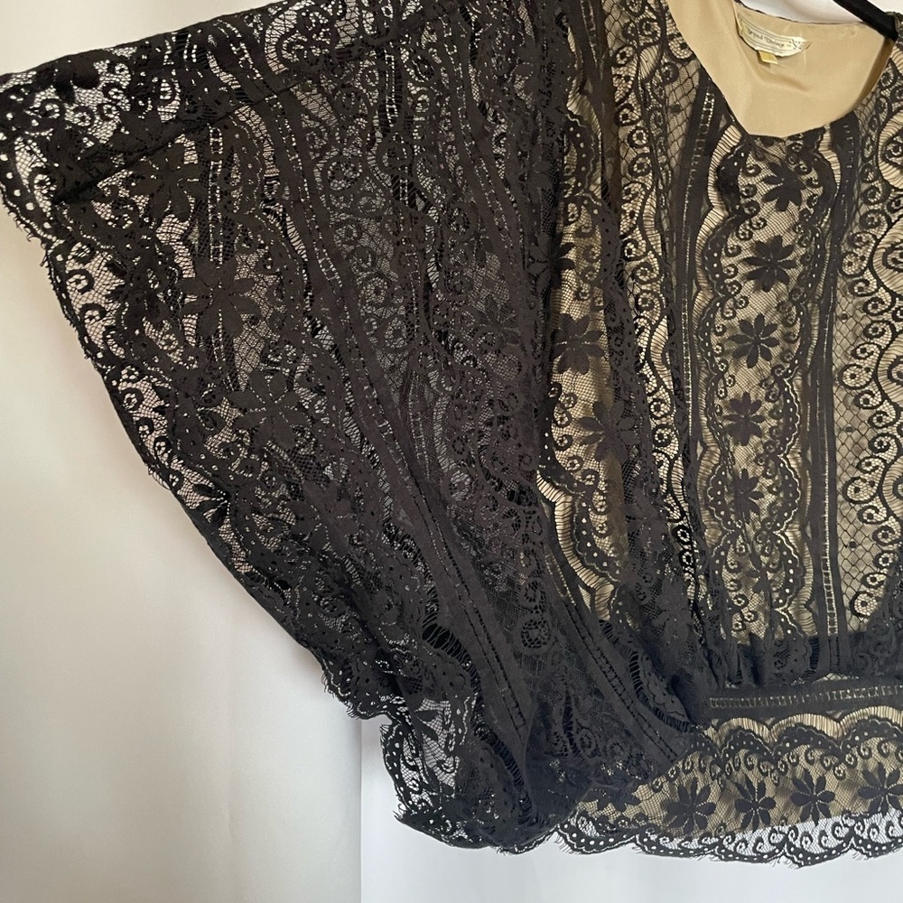Beyond Vintage black lace with nude underlay top - Picture 2 of 6
